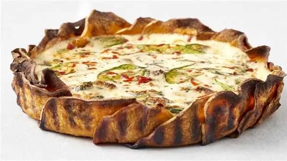 Tarta szpinakowa na spodzie z batatów