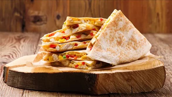 Qurrito — quesadilla z kurczakiem