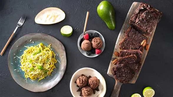3 dania z awokado: lody, chlebek i makaron