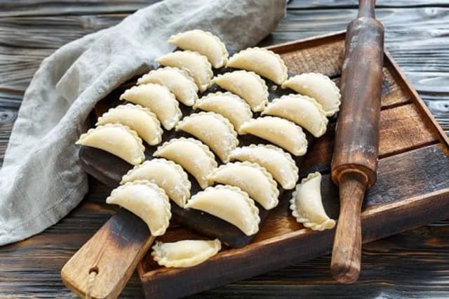 Przepis na dobre ciasto na pierogi ruskie, które zawsze się udaje Przepis na dobre ciasto na pierogi ruskie, które zawsze się udaje